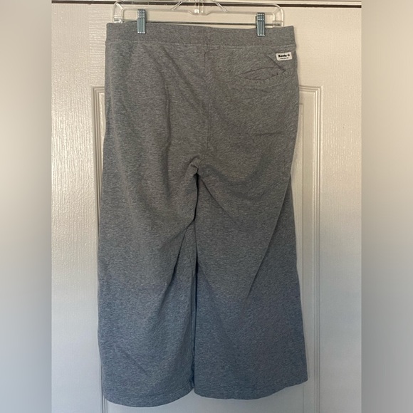 Roots Sweatpants Women’s Size Medium Loose Fit - Picture 2 of 5